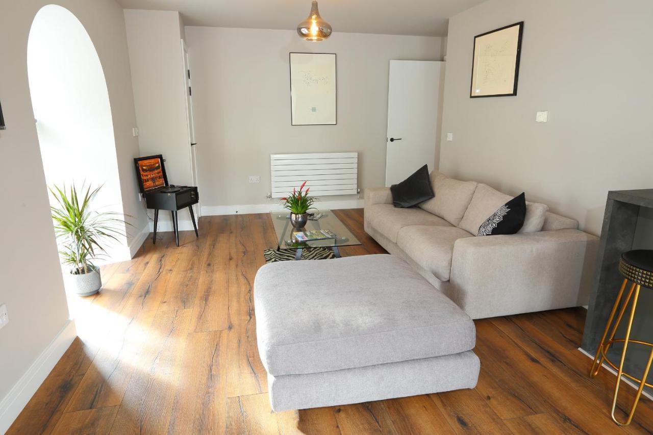 The Poppy Fields Abode Apartment Rhyl Bagian luar foto